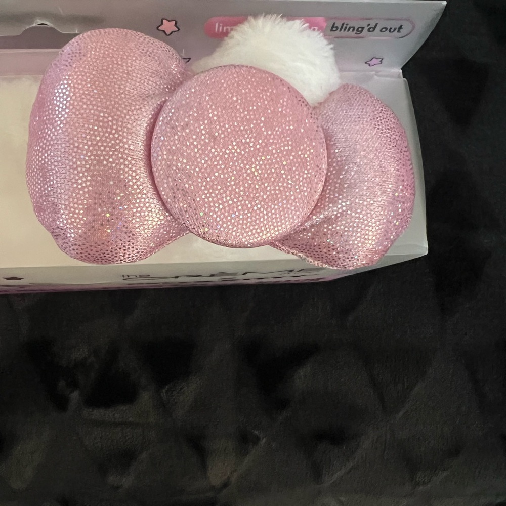 Hello Kitty Bling Bling Plush Spa Headband - Picture 3 of 3